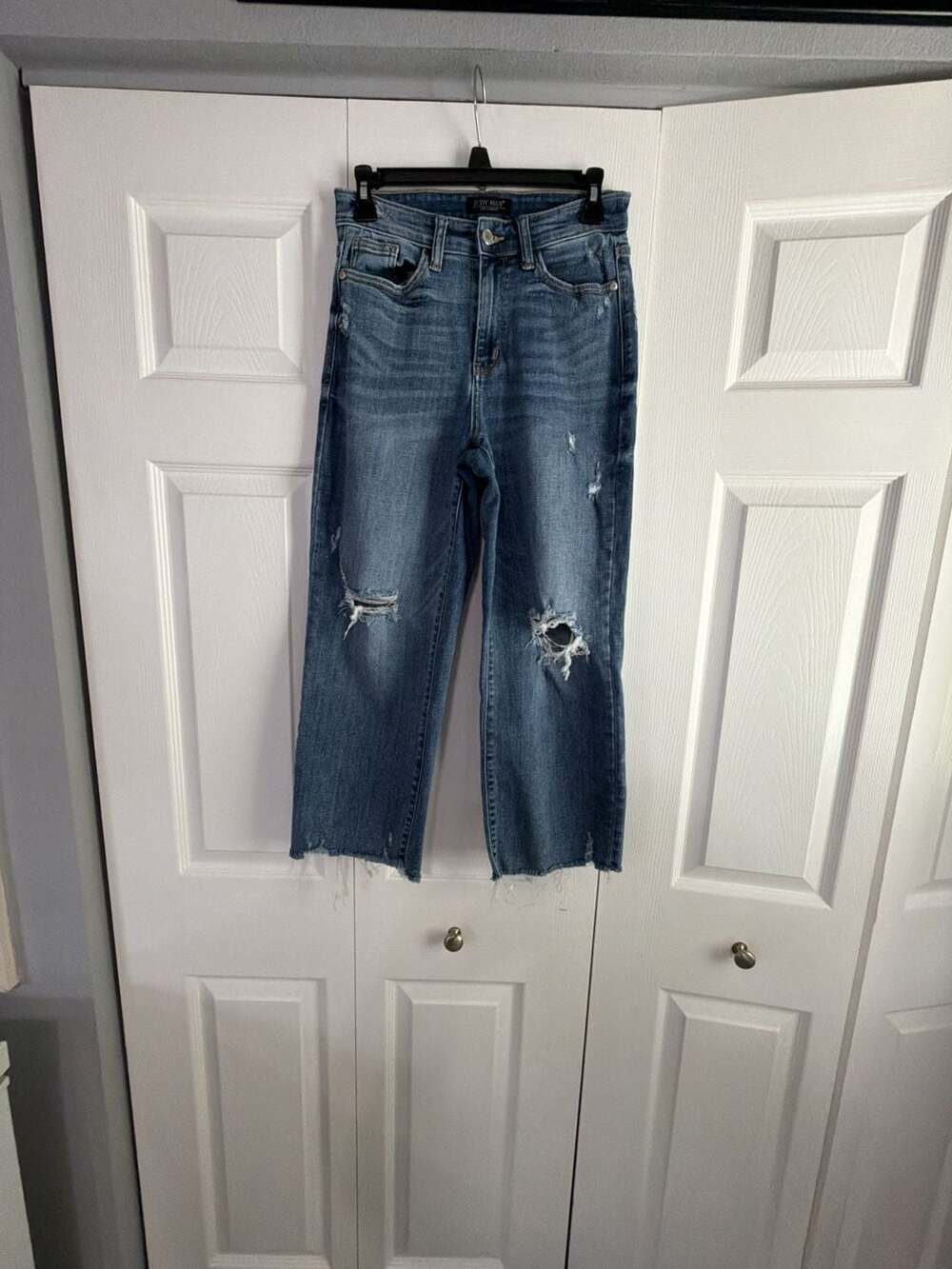 Judy Blue Los Angeles Distressed High Rise Straight Leg Jeans Size 3/26